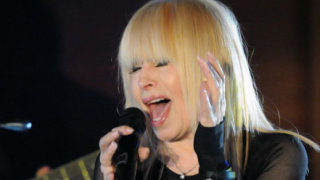 Лили Иванова изпитва страх да пее в "Арена Армеец"