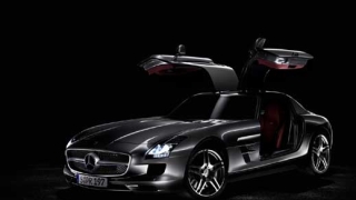 Mercedes SLS ще има версия Black Series