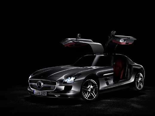 Mercedes SLS ще има версия Black Series