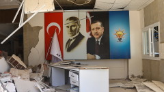 Един месец от силното земетресение: Турция бавно се възстановява