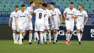 Славия приема Локомотив Пловдив в мач от група Б на