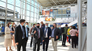 Министърът на транспорта Христо Алексиев разпореди противоепидемичните мерки на летище