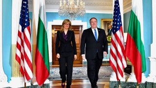България поздрави САЩ за участието им с 300 млн. долара в "Три морета"