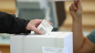 България избира в 52 ото си Народно събрание а гласуването на