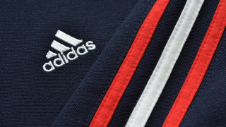 Вчера Европейският съд отсъди че производителят на спортно облекло adidas