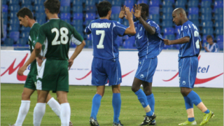 Берти Фогтс пак взима Ричард в националния, аут за Израел