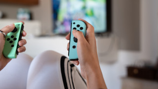 Още преди няколко години се заговори че Apple подготвя собствен