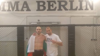 Българският боец Денис Данаилов записа победа в професионалния си дебют