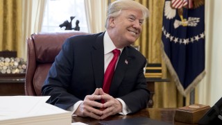 Американският президент Доналд Тръмп омаловажи достиженията на науката за климатичните