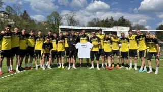 На прага на завръщането в професионалния футбол Миньор Перник е