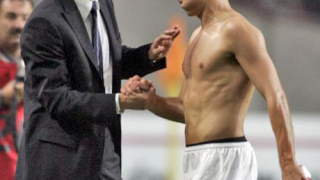 Тимът на Холандия на турне в Азия през лятото