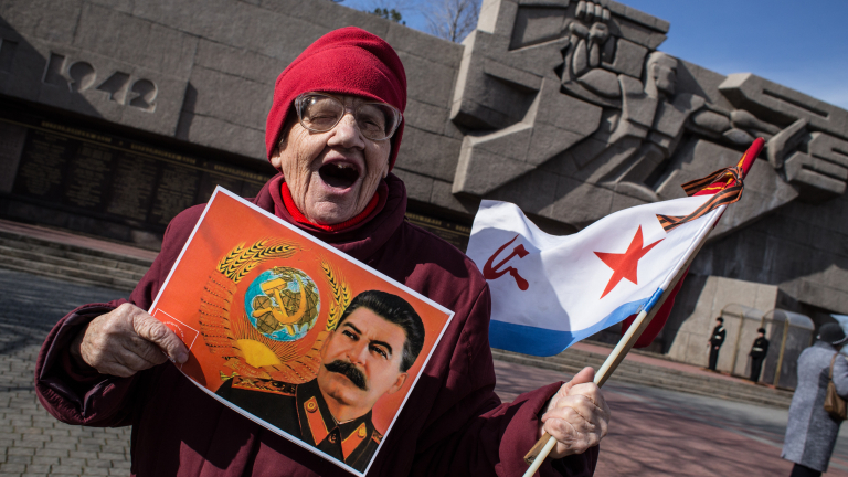 Повече от половината руснаци подкрепят паметниците, славещи Сталин