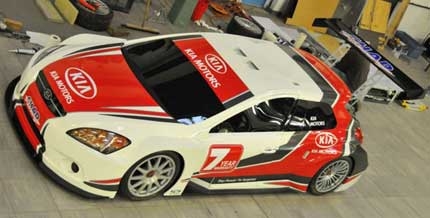 Kia cee'd и на състезателната писта  