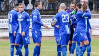 Струмска слава се подсили с двама нови вратари Това са