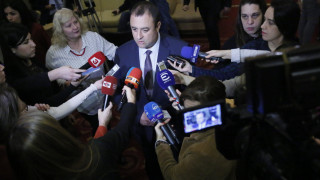 Депутатът от БСП от Шумен Иван Иванов коментира пред медиите