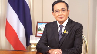 Премиерът на Тайланд отмени извънредния указ който имаше за цел