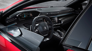 Peugeot ще се откаже от флагманските лифтбек и комби от