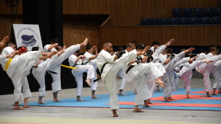 Млади варненски спортисти показаха способностите си на спортни ръководители от