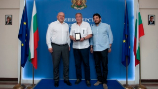 Президентът на Руската тенис федерация Шамил Тарпишчев поздрави Григор Димитров