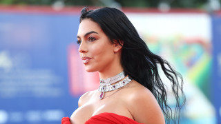 Джорджина Родригес пренесе драмата във Венеция Дългогодишната приятелка на Кристиано