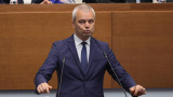Костадинов атакува ибрикчийската политика на "дървото на мълчанието" Радев