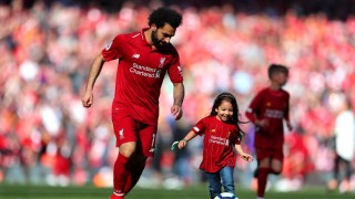 Дъщерята на Мохамед Салах умилостиви феновете на мърсисайдци които бяха