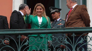 Боливия прекъсва дипломатическите си отношения с Куба