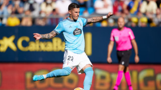 Нападателят на Селта Санти Мина днес беше осъден на