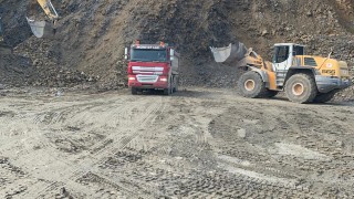 90 километрова отсечка от АМ Хемус е разделена на три участъка