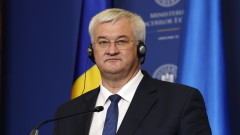 Сиярто и Сибиха обсъдиха международната подкрепа за Украйна