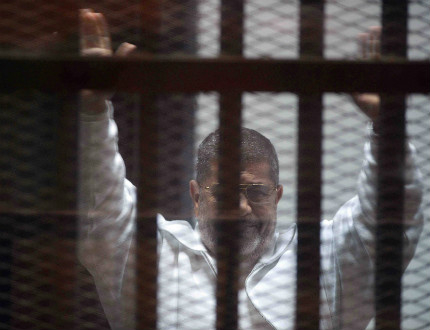 Защитата на Морси обяви 69 причини за обжалване смъртната му присъда