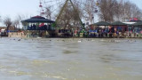  Най-малко 65 удавени при поглъщане на ферибот в река Тигър до Мосул 