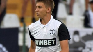 Футболистът на Локомотив Пловдив Тодор Павлов получи повиквателна за