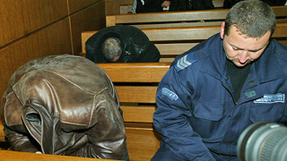 Съдът предпази обществото, остави наемните убийци в ареста