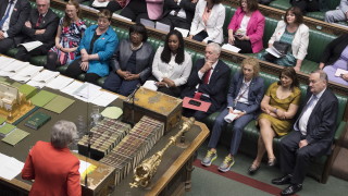 Преговорите между премиера на Великобритания Тереза Мей и опозиционната Лейбъристка