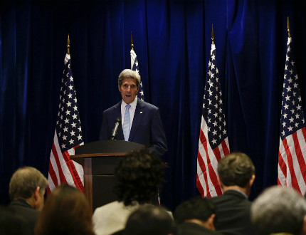 САЩ няма да приемат ограничения в Южнокитайско море, предупреди Кери
