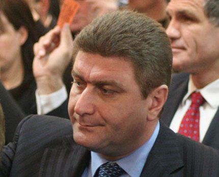 В. Златев „пазари” по-евтини горива в Москва