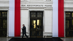 Полша няма да депортира безработни украинци - засега