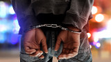  Арестуваха 35-годишен за счупеното стъкло на Синагогата 