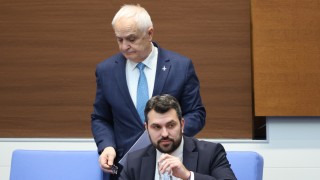 Управляващите внасят декларация с която България няма да позволи изпращането