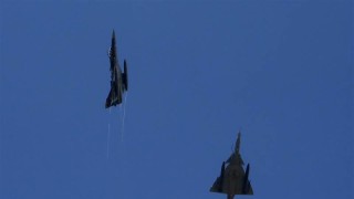 Колумбийските власти съобщиха в събота за смъртта на двама души