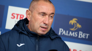 Треньорът на Левски Станимир Стоилов е набелязал за трансфер и