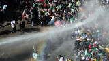  Един милион души стачкуваха в столицата на Алжир против президента Бутефлика 