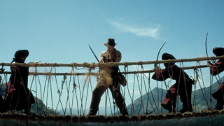 Мечът на Люк Скайуокър и камшикът на Индиана Джоунс на търг