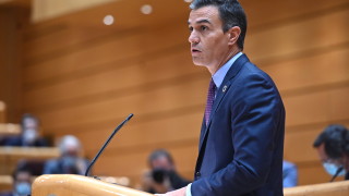 Испанският премиер Педро Санчес обяви че правителството ще забрани всички