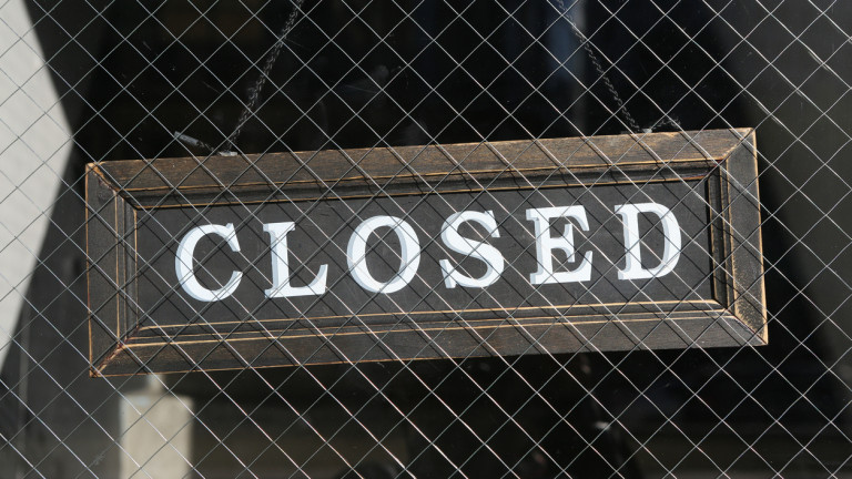 Идеята магазините да са затворени в неделя отново се надига в Източна Европа