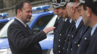 Миков не изключва бивши полицаи да са сред похитителите на Киров