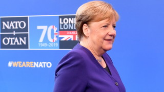 Меркел обяви причината за изгонването на дипломатите на Русия