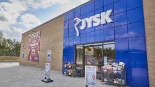 С общо 8 нови магазина у нас очаква да завърши