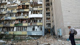Дрон удари жилищен блок в Киев
